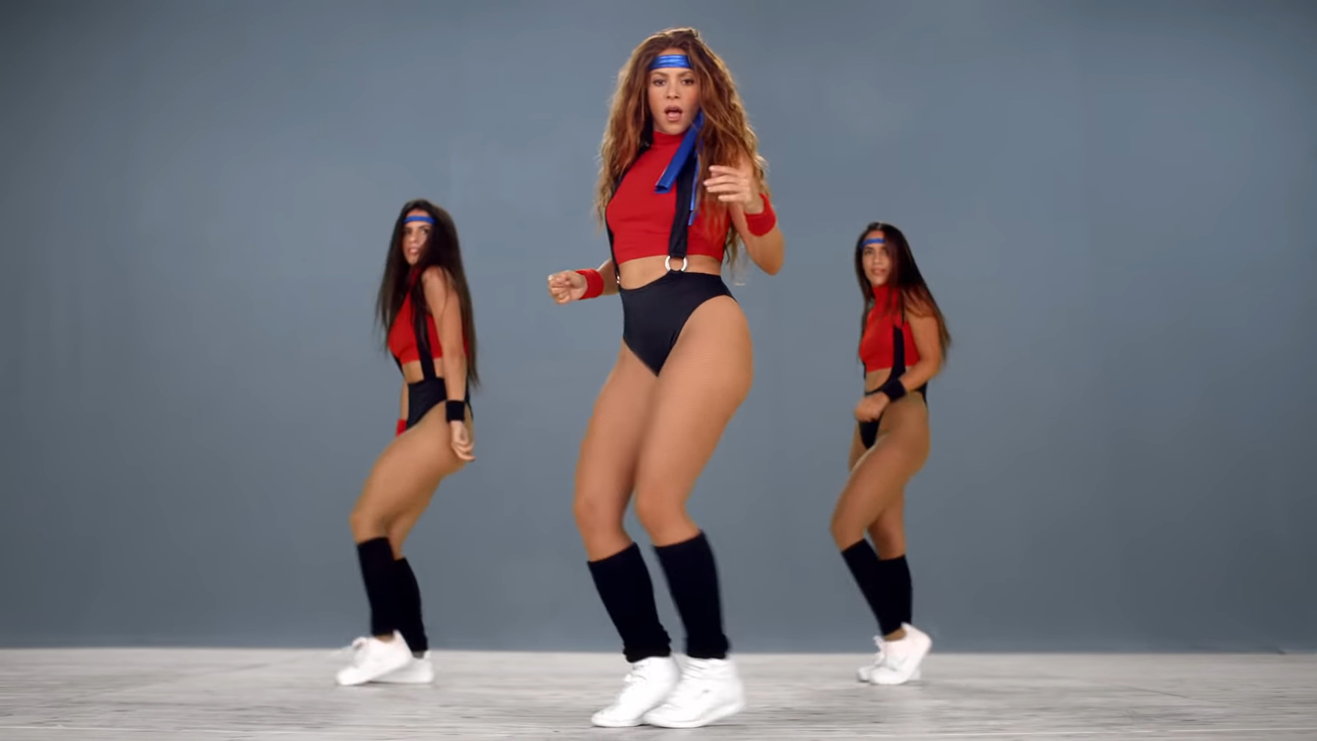 Black Eyed Peas & Shakira Girl Like Me Zabavni Radio